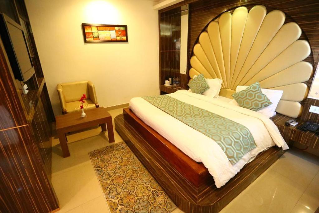 Hotel Maharaja Inn By Geetanjali Hotels Katra  Extérieur photo